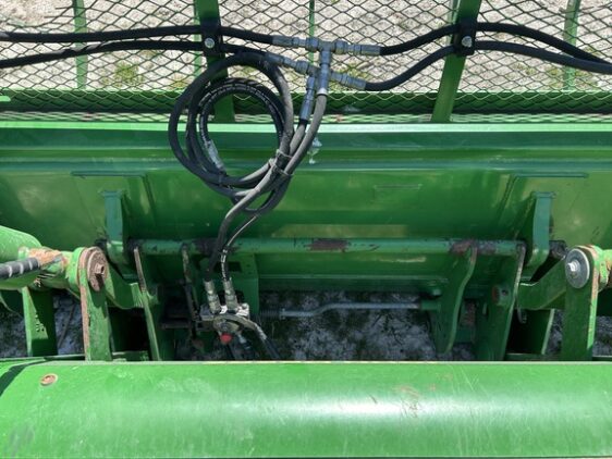 2017 John Deere 640R - Image 8