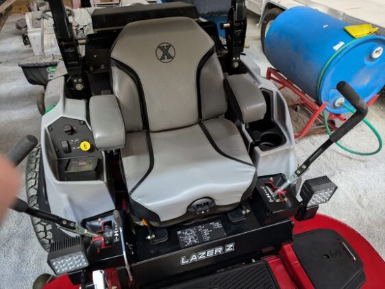 2021 Exmark LZS80TDYM - Image 6