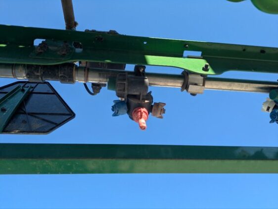 2019 John Deere R4038 - Image 22