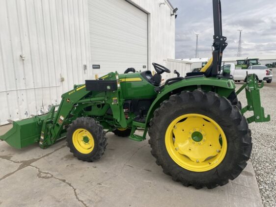 2024 John Deere 4052R - Image 3