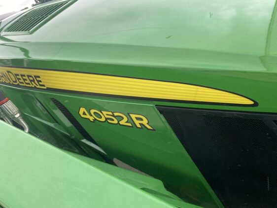 2024 John Deere 4052R - Image 19