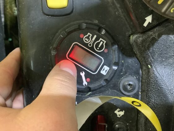 2022 John Deere Z950M - Image 6