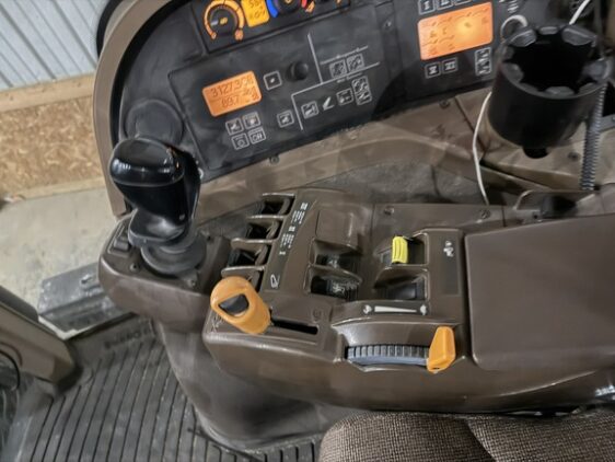 2011 John Deere 7830 - Image 34