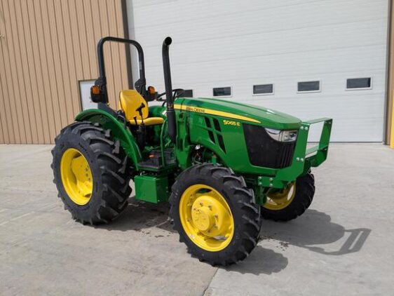 2022 John Deere 5065E