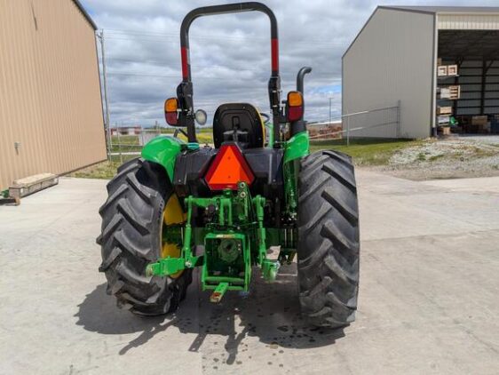 2022 John Deere 5065E - Image 5