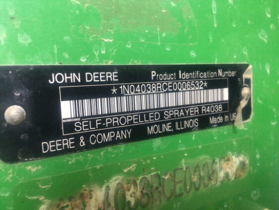 2015 John Deere R4038 - Image 33