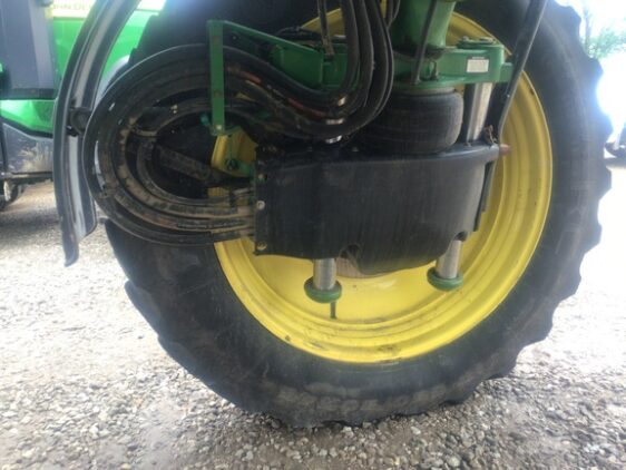 2015 John Deere R4038 - Image 6