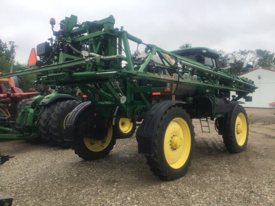 2015 John Deere R4038 - Image 4