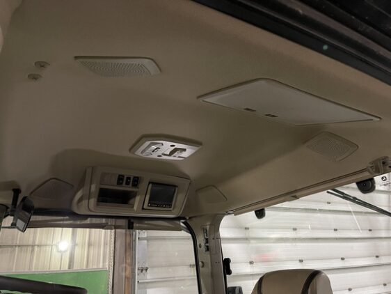 2024 John Deere 8RX 410 - Image 11