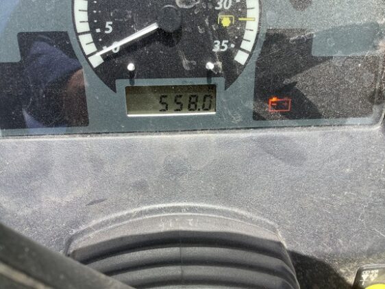 2013 John Deere 1025R - Image 7