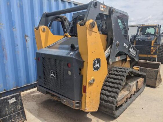 2019 John Deere 317G - Image 5