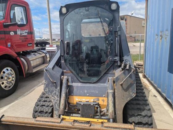 2019 John Deere 317G - Image 2