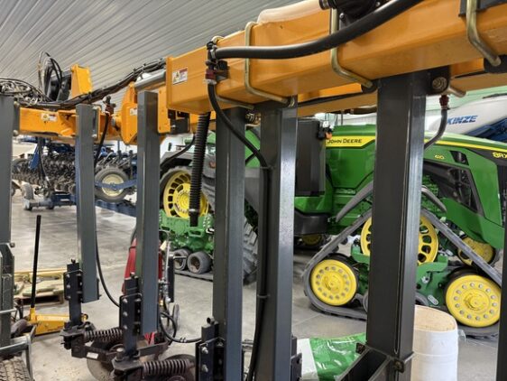 2012 Hagie NBT 40 Foot Toolbar - Image 11