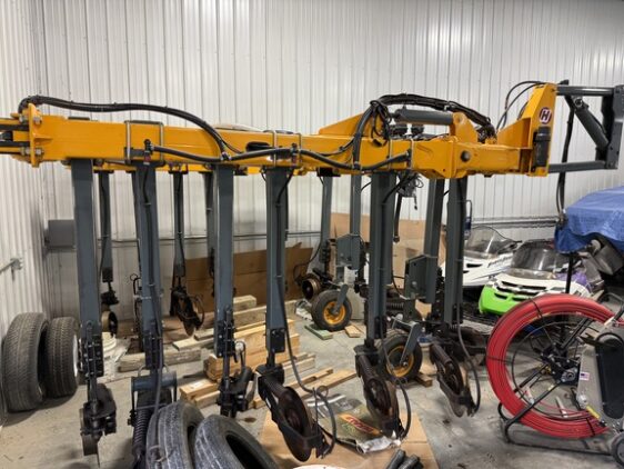 2012 Hagie NBT 40 Foot Toolbar - Image 3