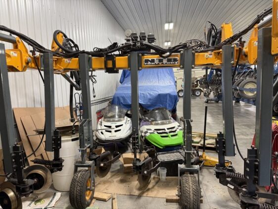 2012 Hagie NBT 40 Foot Toolbar - Image 4