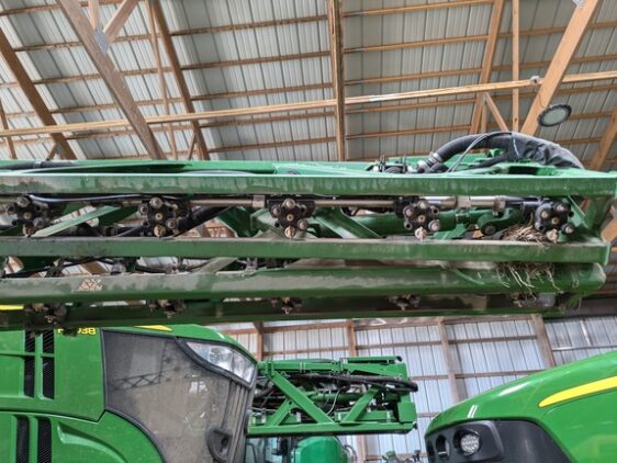 2020 John Deere R4038 - Image 18