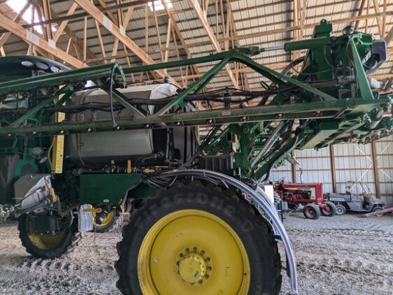2020 John Deere R4038 - Image 13