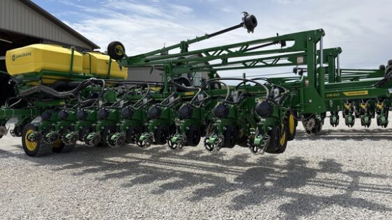 2025 John Deere DB60 - Image 2