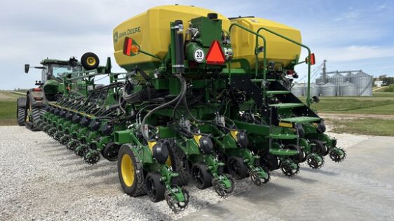 2025 John Deere DB60 - Image 6