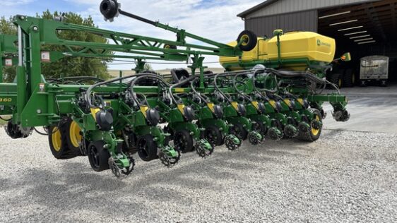 2025 John Deere DB60 - Image 8