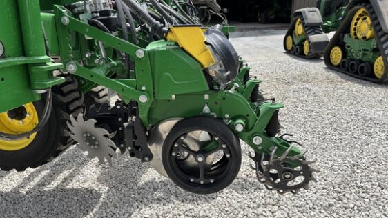 2025 John Deere DB60 - Image 10