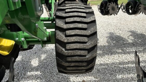 2025 John Deere DB60 - Image 12