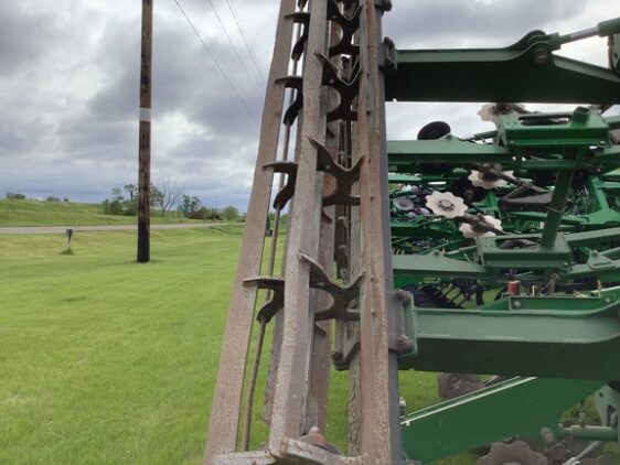 2017 John Deere 2730 - Image 15