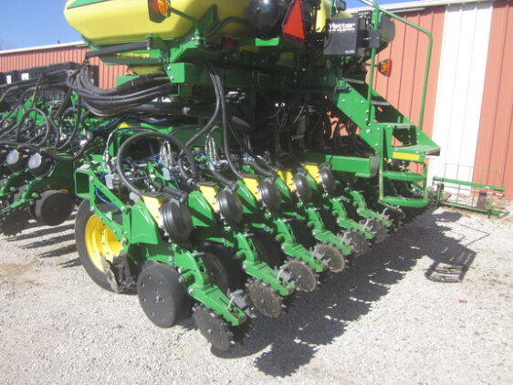 2017 John Deere DB60 - Image 27