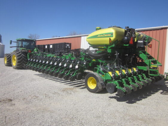 2017 John Deere DB60 - Image 3