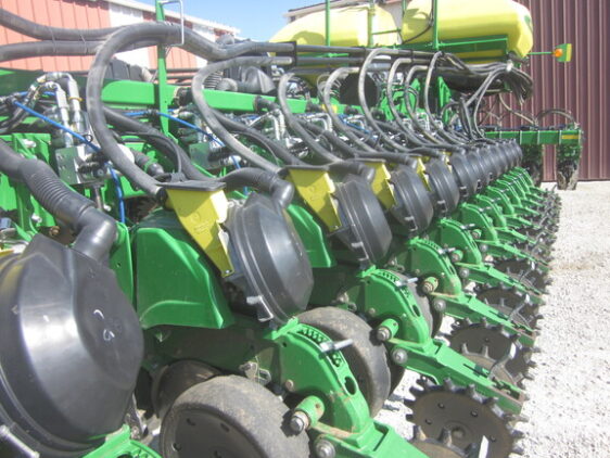 2017 John Deere DB60 - Image 11