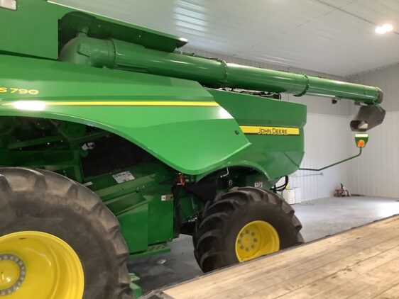 2021 John Deere S790 - Image 4