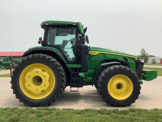 2024 John Deere 8R 410 - Image 5