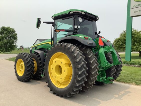 2024 John Deere 8R 410 - Image 8