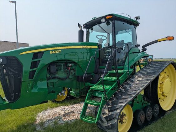 2008 John Deere 8430T - Image 15