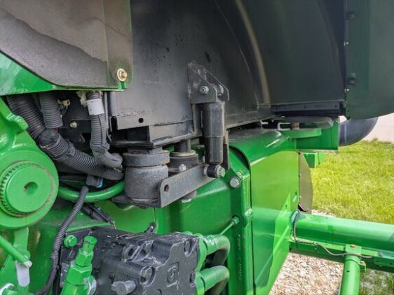2008 John Deere 8430T - Image 30