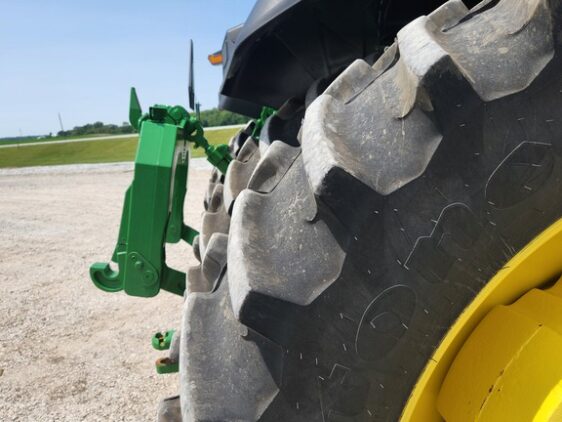 2024 John Deere 8R 410 - Image 16