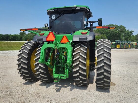 2024 John Deere 8R 410 - Image 13