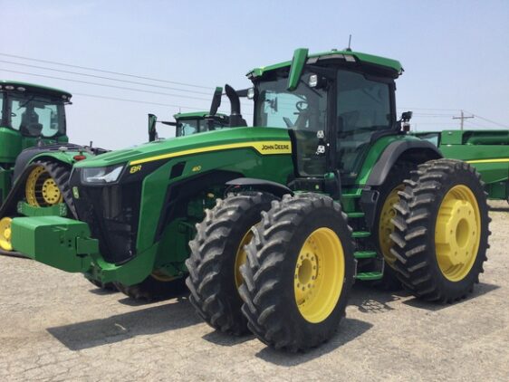 2024 John Deere 8R 410 - Image 4