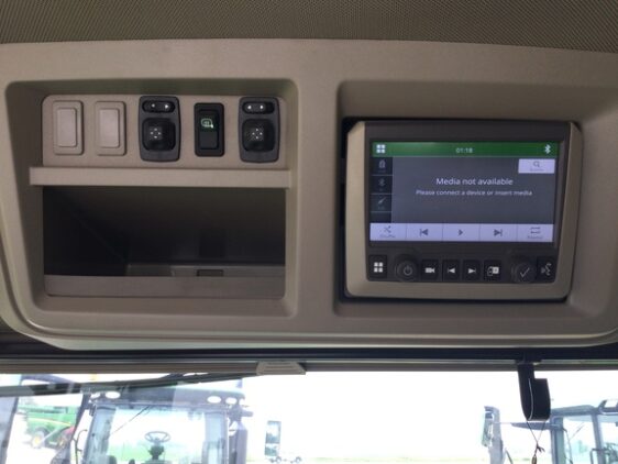 2024 John Deere 8R 410 - Image 24