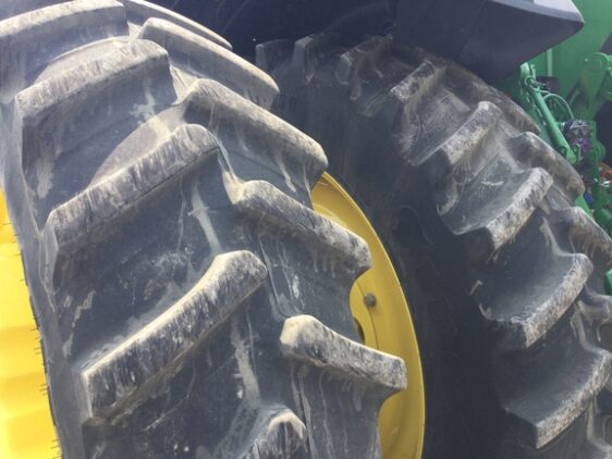 2024 John Deere 8R 410 - Image 8