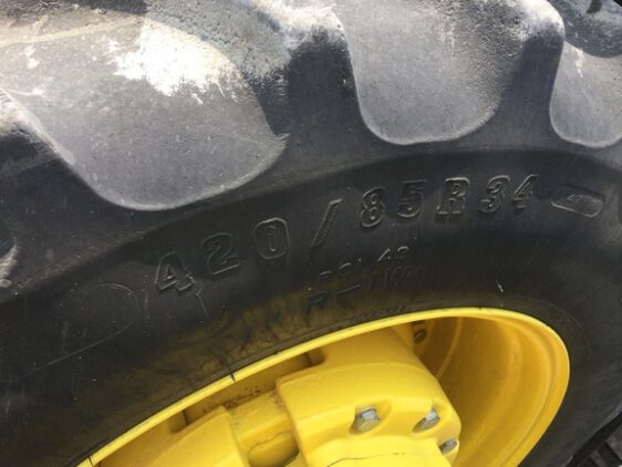 2024 John Deere 8R 410 - Image 16