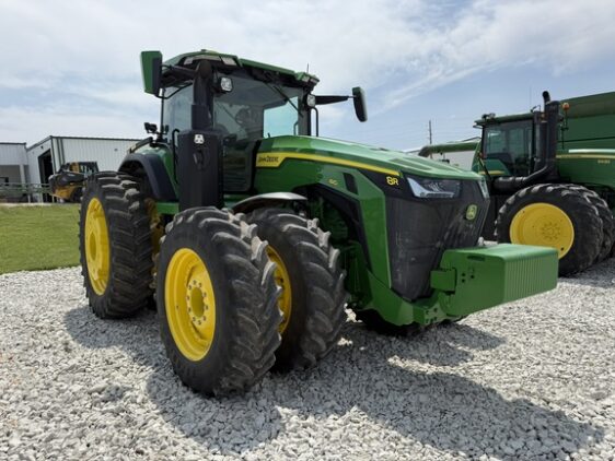2024 John Deere 8R 410 - Image 4
