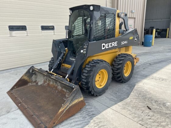 2018 John Deere 324G
