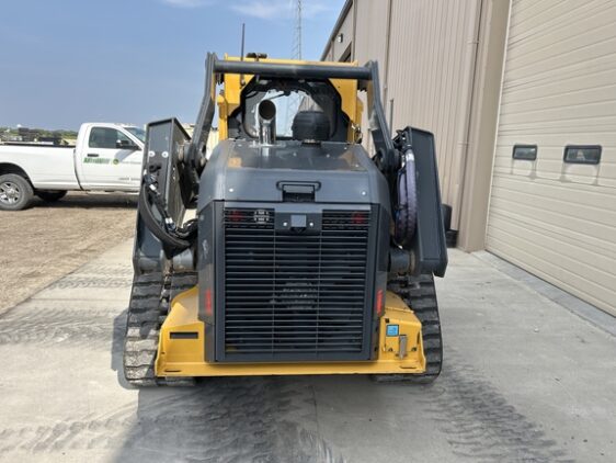 2023 John Deere 333G - Image 2