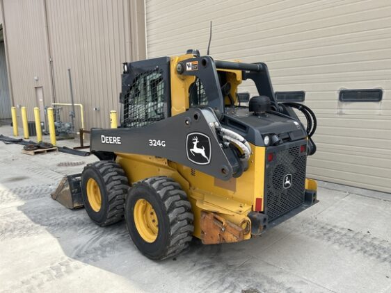 2020 John Deere 324G - Image 3