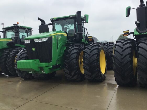 2024 John Deere 9R 640
