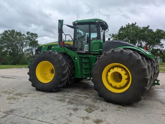 2024 John Deere 9R 540 - Image 2