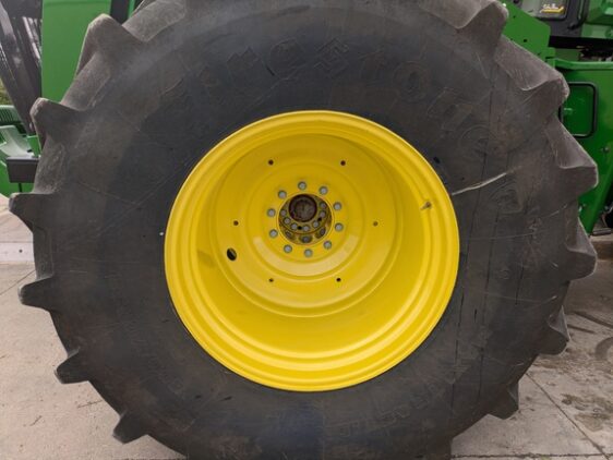 2024 John Deere 9R 540 - Image 13