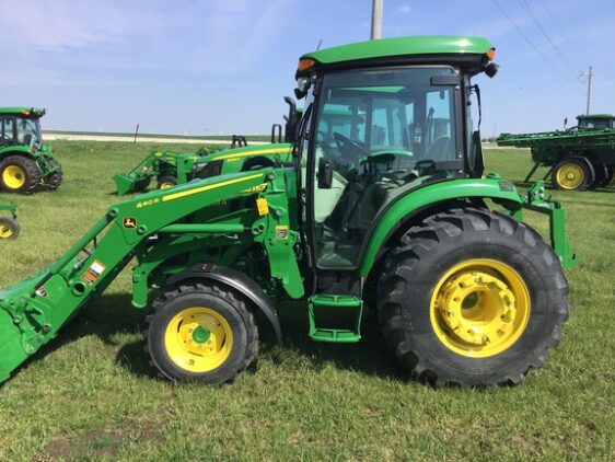 2022 John Deere 4066R - Image 6