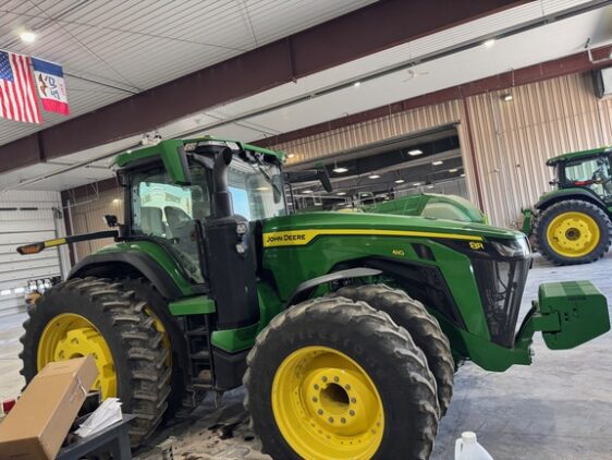 2021 John Deere 8R 410 - Image 6